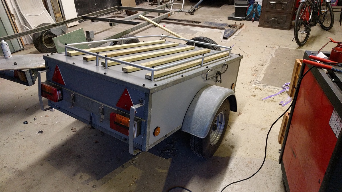 Kar 491 Bagage aanhanger klein (143x93x37)