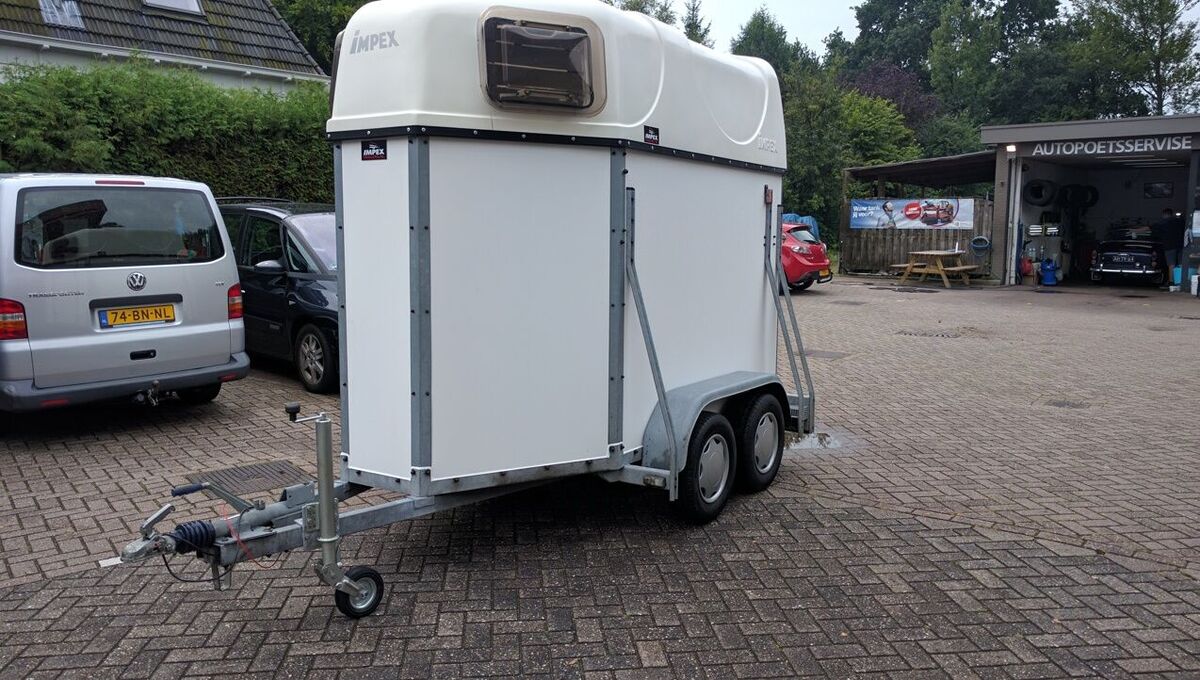 Kar 90 Paardentrailer 1,5-paards (285x135x220)