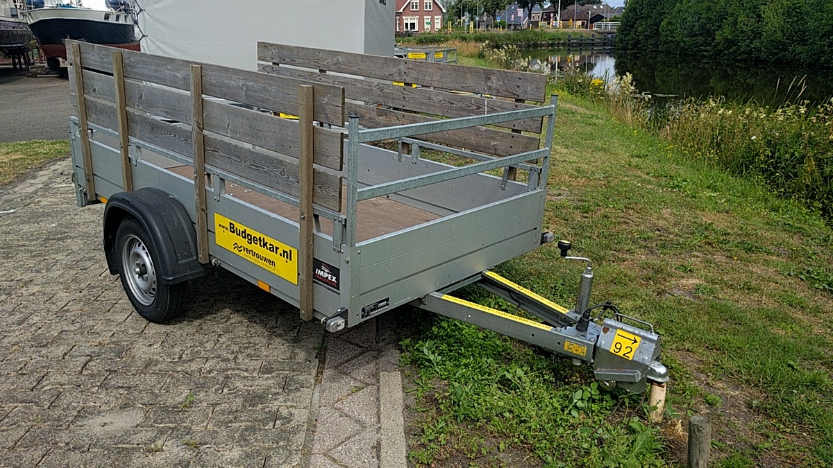 Kar 92 Open aanhanger standaard met hek (250x125)